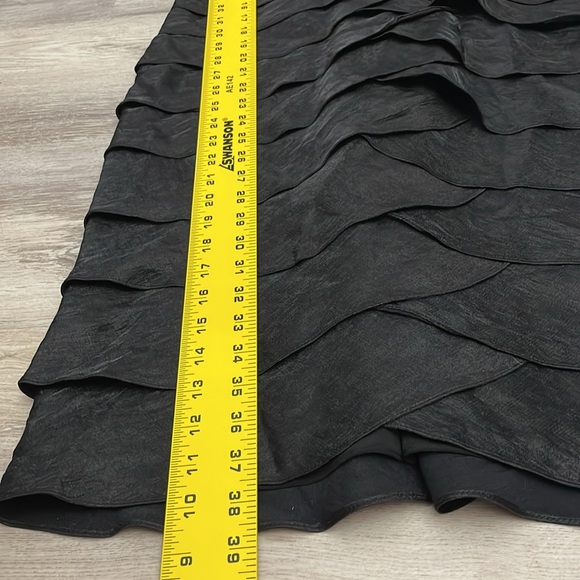 Aidan Mattox Niteline Black Shimmer Sleeveless Shutter Tiered Dress Size 12 - Picture 13 of 15